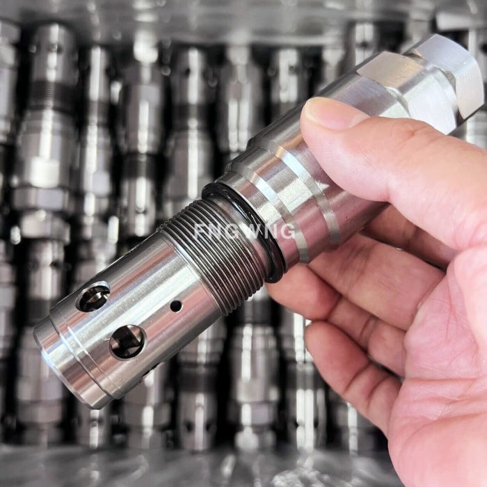 YN22V00014F1 Excavator Hydraulic Relief Valve For Hitachi