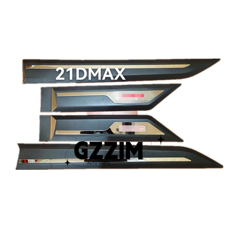 DMAX 2021サイドドアモールディングプレート