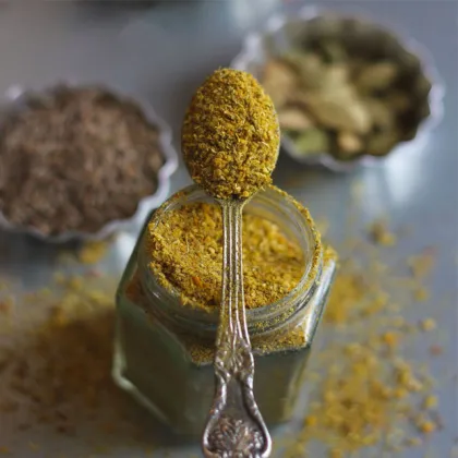 China Supplier All Natural Dried Organic Flavor Seasoning Curry Powder