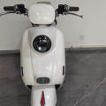 Συμπαγής ηλεκτρική μοτοσικλέτα μετακίνησης
