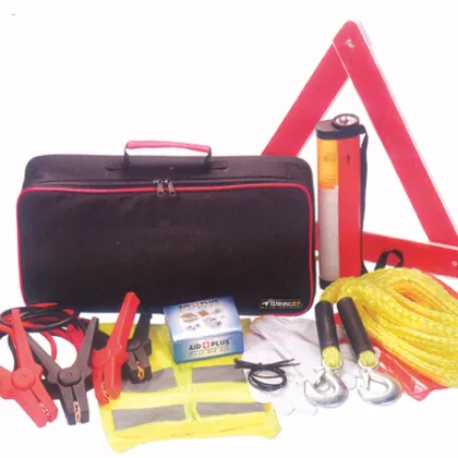 Essential Items for a Comprehensive Emergency Roadside Kit/Winter Emergency Car Kit