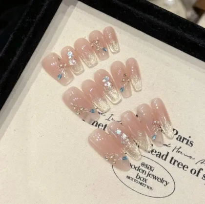 **Golden Autumn Wheat** Nude Mid-Length Nails with Peacock Feathers