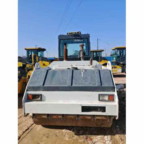 Rolo de estrada usado para pavimentação eficiente