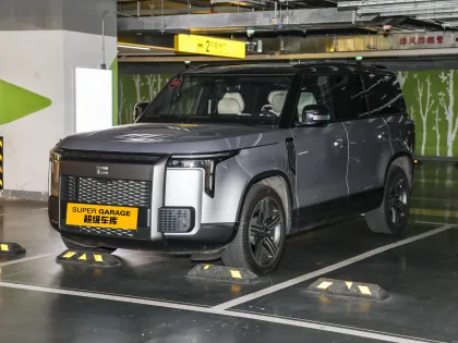 2024 Jishi 01 Luxury SUV Hybrid