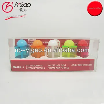 100087 food safe plastic sandwich cutter