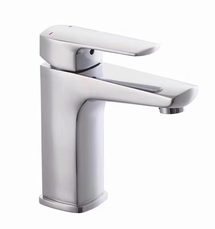 Ucuz dış mekan aksesuarları Duş Lavaboları Banyo lavabo lavabo bataryaları musluklar musluklar havalandırıcı su musluğu mutfak lavabosu için