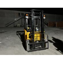 Accurately Electric Forklifts Flexible Operation Spaces