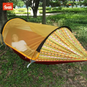 High-Quality Large Camping Hammock with Mosquito Net and Underquilt for Outdoor Adventures