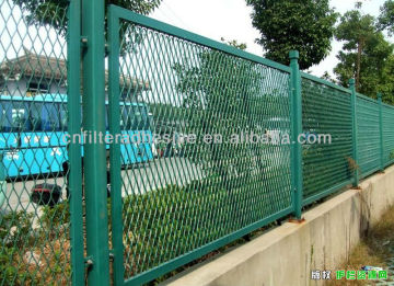 Fence expanded metal mesh