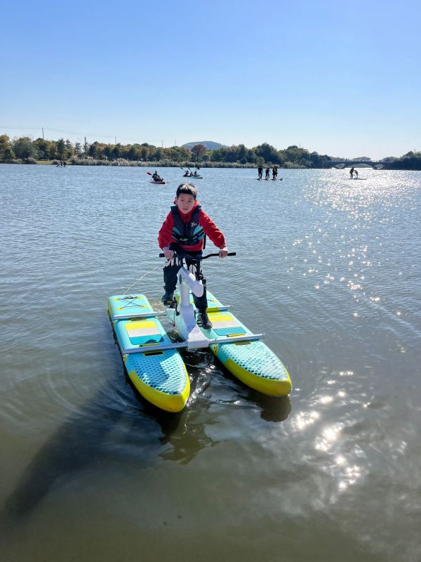Inflatable Pedal Water Bikes