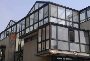 Low-maintenance sunroom kitsThermal glass conservatories
