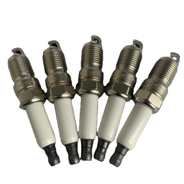 41-962 4pcs Otomatik motor V8 Platinum Buji Chevrolet Colorado Express