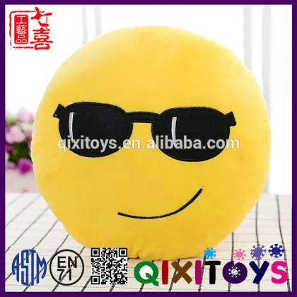 China supplier all emojis in order kissy face emoji pillows logo plush pillow
