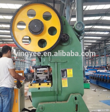 Hydraulic punching machine for block dies