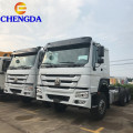 Sinotruck Howo وحدة جرار شاحنة رخيصة 6x4