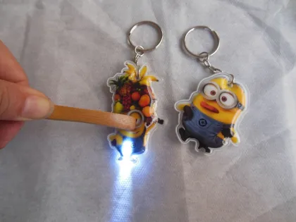 Led key chain /pvc key chain with led