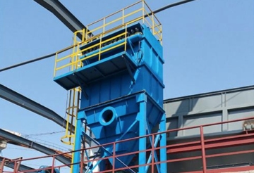 Bin roof dust collector with advanced filtration