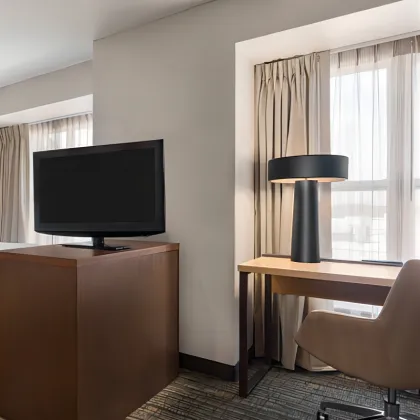 UL Listed Marriott Residence Inn Neuhaus Honed Guestroom Desk Lamp