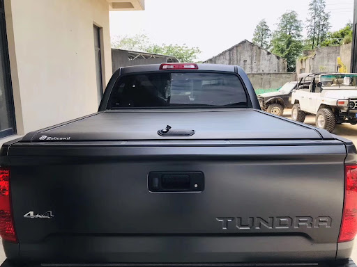 Toyota Tundra Roller Sluiter Covers