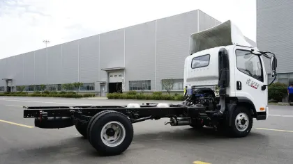FAW Chinese Manufactory Direct Sale Commercial Vehicles: Trucks, Vans & Hybrid Cargo Trucks