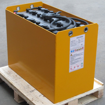 電気操作フォークリフトトラクションバッテリーFIRSOLAまだRX50-13 24V 805AH 7PZS805