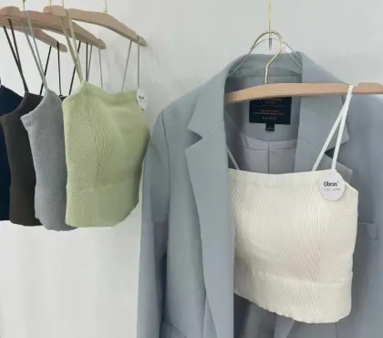 Hot Sale Women's One-Shoulder Ribbed Camisole Top with Conformality Camisoles and Bra