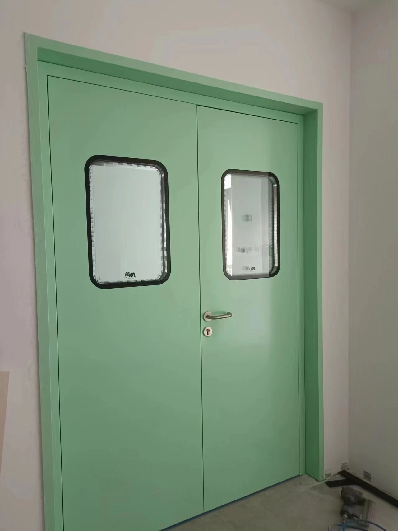 Laboratory aluminum airtight clean door double door