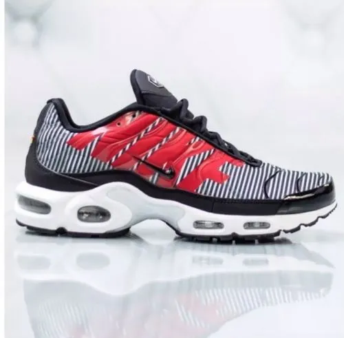 wholesale New AIR MAX PLUS TN SE Black Trainers