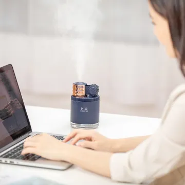 Portable USB Lighter Humidifier with 250ml Capacity and Essential Oil Function