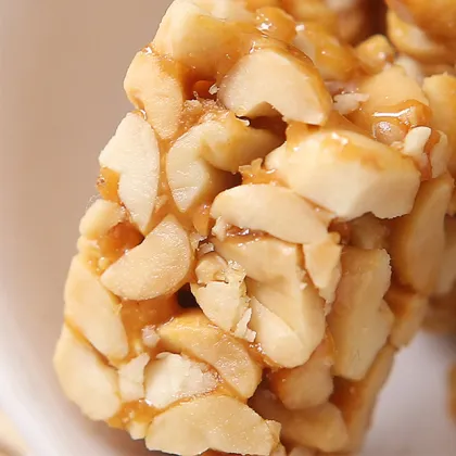 Trditional Chinese Snack Food Spiced Salt Peanut Crisps