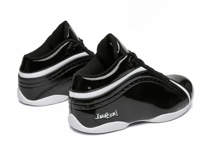 Men Professional basketball shoes male GYM shoes IVERSON combat athletic shoes non-slip basketball sneakers back to the future