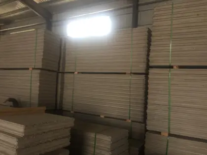 wall boards for land transportation