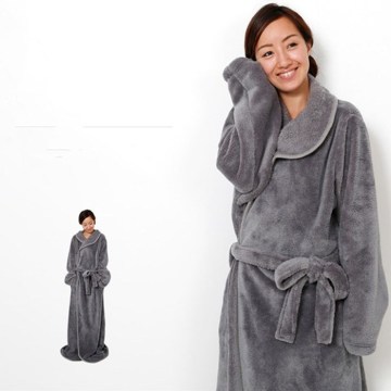ECO-friendly 100% Polyester manufacturer western heated fluffy plush fleece women Ladies Sexy short robe bathrobe
