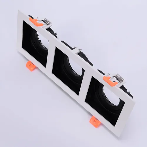 Tri-head LED downlight fixture SR