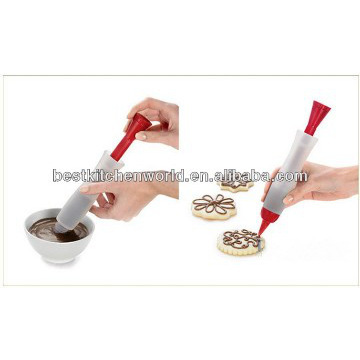 2014 NEW DESIGN Easy to squeeze Silicone Cake Decoration Pen CAKE TOOL
