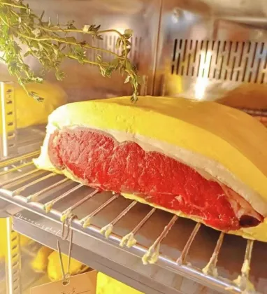 High-Quality Commercial Wagyu Beef Dry Aging Refrigerator for Restaurants