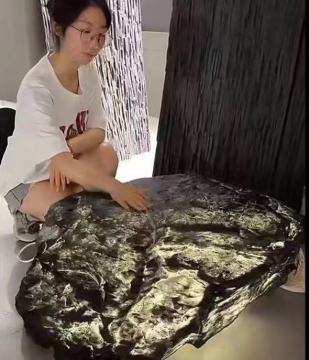 Luminous Stone Courtyard Lamp with Landscape Simulation