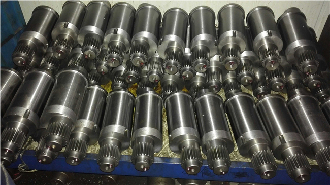 Direct Selling High-Capacity Pellet Machine Spare Parts: Focus on Robust Roller Shafts for Manufacturing Operations