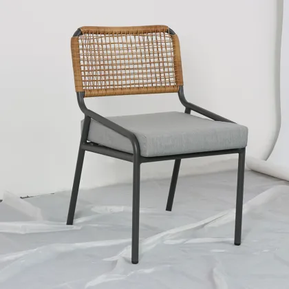 Fumin Minimalist Outdoor Rattan Lounge Furniture Set