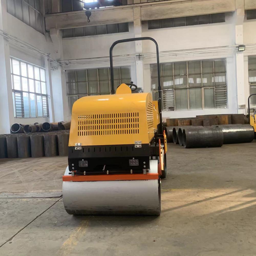 Road roller single drum roller