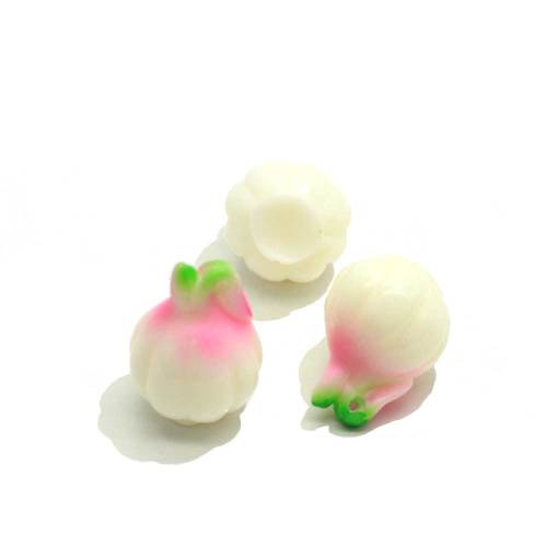 Simuliertes 3D Mini Garlic Shaped Resin Cabochon 100 Stück / Beutel für handgefertigte Perlen Charms Kitchen Ornaments Spacer