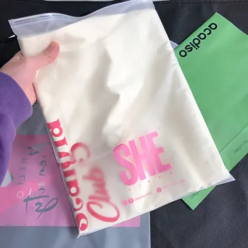 Custom Logo Plastic Bags: 2022 Wholesale Collection Including Ziplock, Transparent Frosted Zipper Bags for Clothing