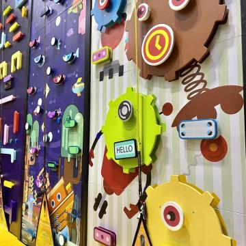 Indoor Children Climbing Wall