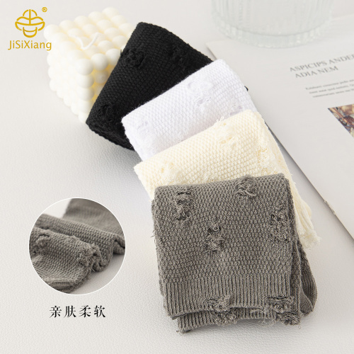 韓国版の固体穴あきチューブソックスパイルソックス