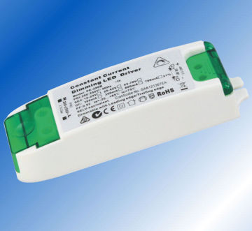 Leading Edge Triac Dimmable 700ma Led Strip Driver 15v 12w Output , En 61547