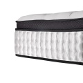 Matelas blanc de chambre à coucher d'hôtel matelas confortable