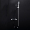 Thermostatic hot and cold shower bathtub faucet