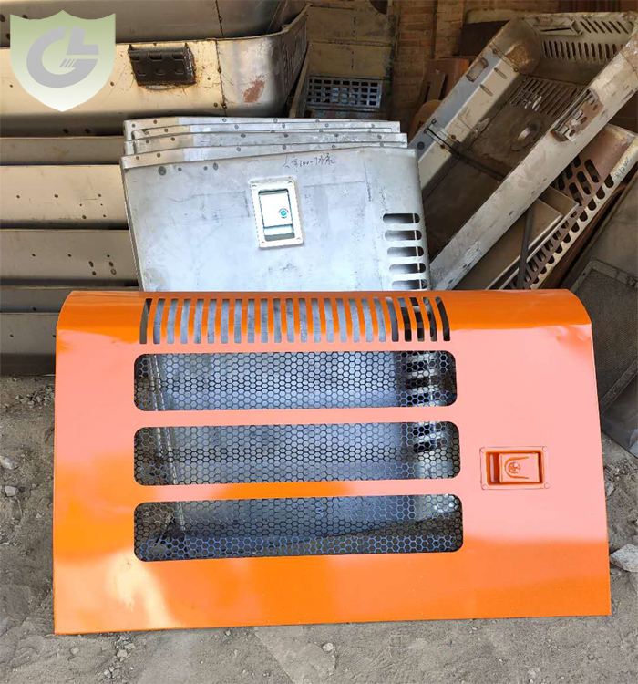 Porte arrière droite Hitachi ZX290 avec ventilation