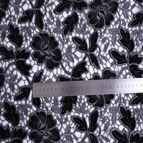 Fall Velvet Laser och kemiskt spetsbroderityg
