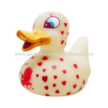 Rubber Plastic Duck Toy with Heart Shape Spots, for Valentine Gifts